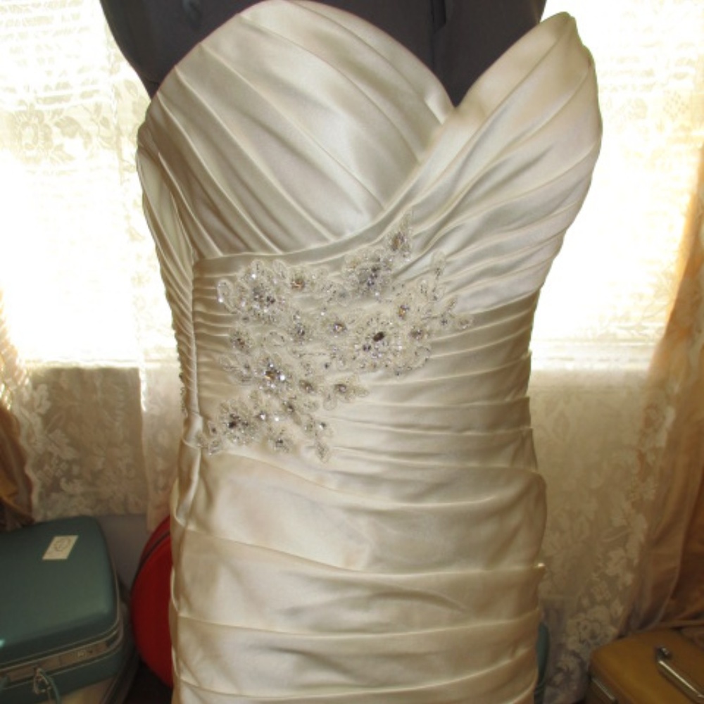 - Glamour Mermaid Trumpet Wedding Dress Gown sexy